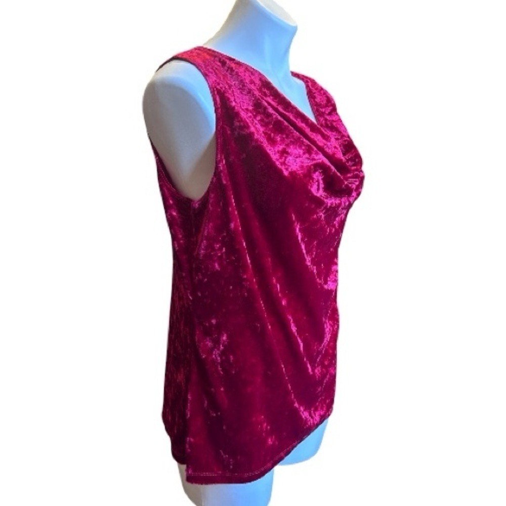 Bleeker & McDougal Red Crushed Velvet Cowl Neck Sleeveless Top Size L holidays - Picture 3 of 6
